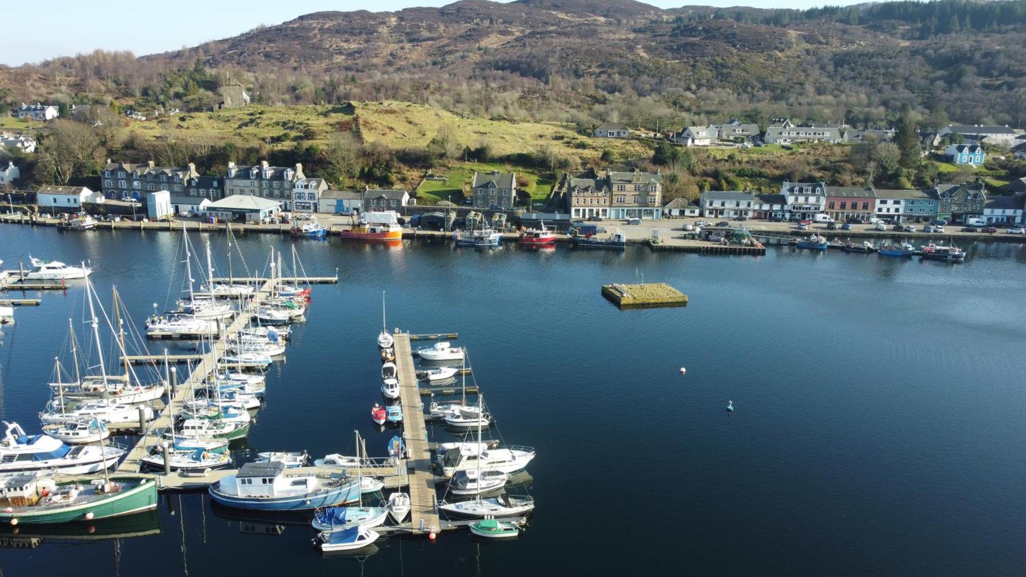 Hotel The Waterfront Tarbert  Exterior foto